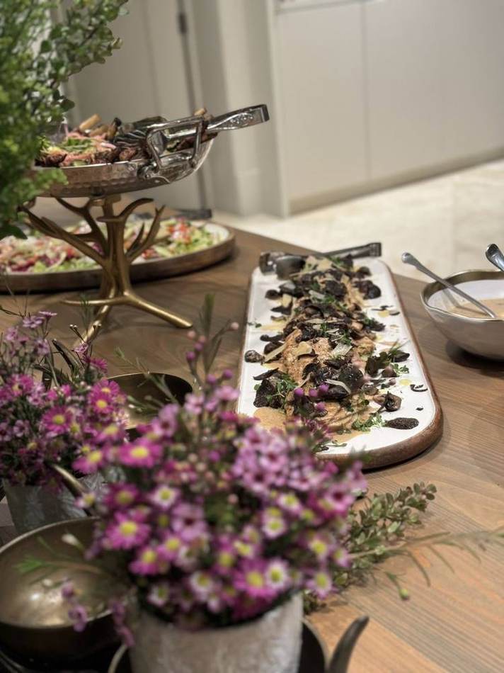 Canapé station with flowers. Chef Tasos Luxury Dining, Miami