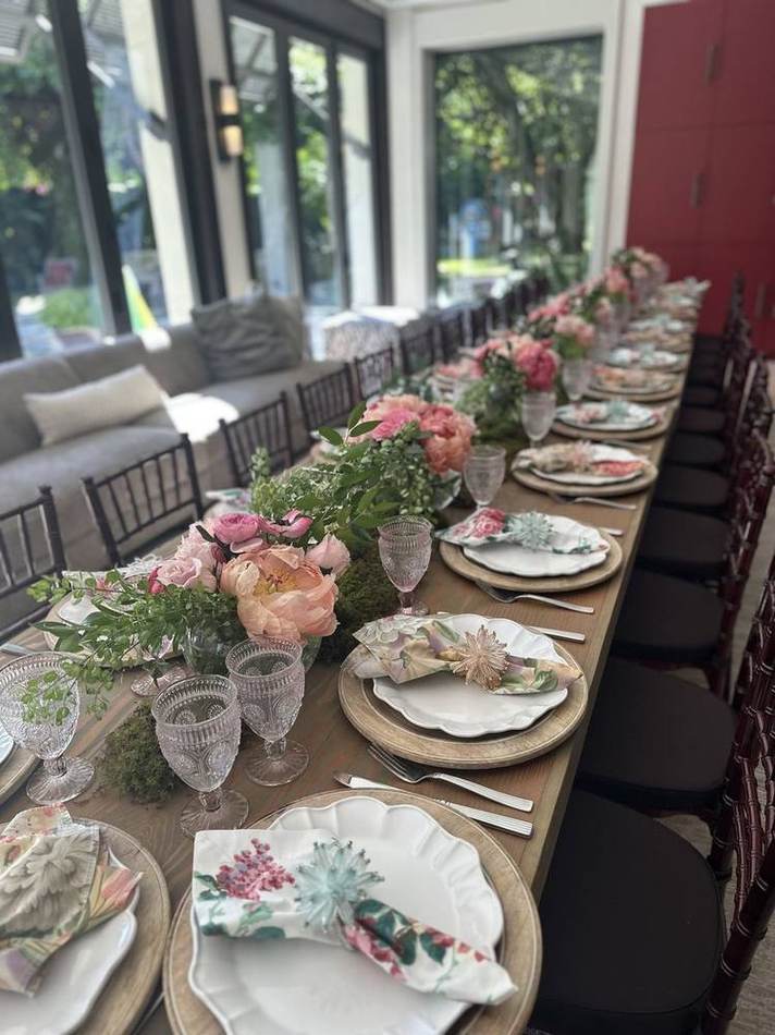 Garden table, pink florals. Chef Tasos Luxury Dining, Miami